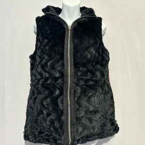 Teezher black faux fur reversible vest, size medium